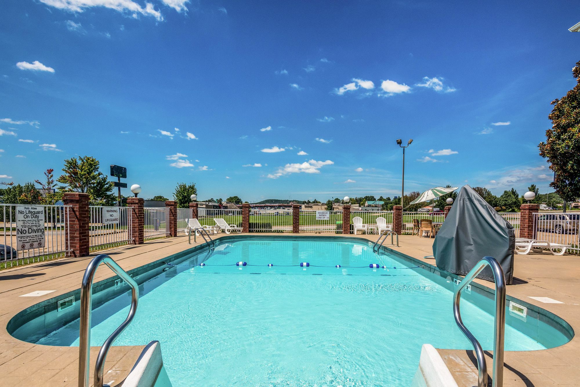 Quality Inn & Suites Mountain Home North Exterior foto